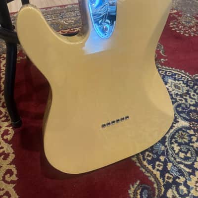 Fender Telecaster Deluxe 2018 - Butterscotch blonde image 4