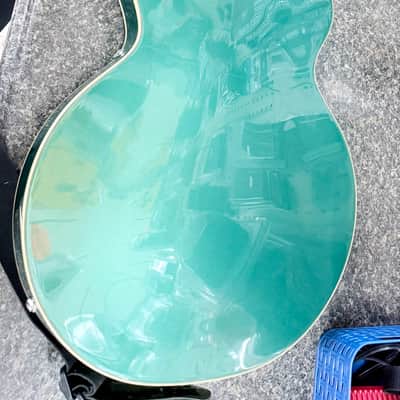Gretsch G5622t - Green image 4