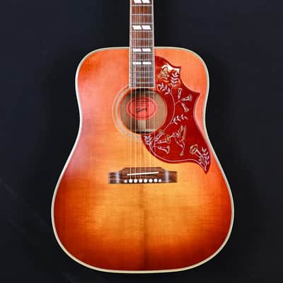Gibson Custom Shop Historic 1960 Hummingbird with Fixed Bridge from 2021 in Heritage Cherry Sunburst with original case image 1