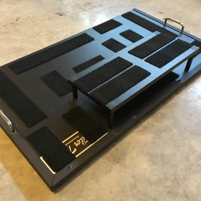 28X16 TrailerTrash Pedalboard & Case image 1