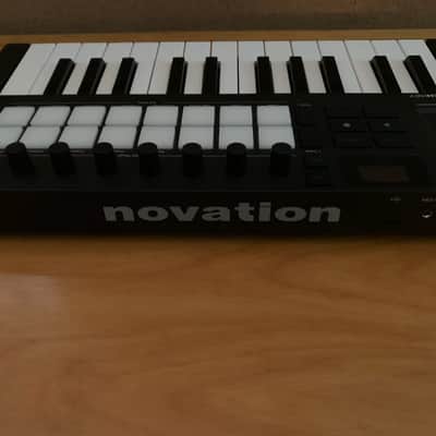 Novation Launchkey 25 MKIII MIDI Keyboard Controller 2020 - Present - Black image 4
