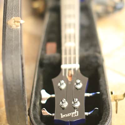 Gibson Custom Shop Les Paul Bass 2002 Blue and White image 9