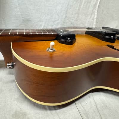 Godin 5th Avenue CW Kingpin II 2 Archtop Hollowbody Guitar with Soft Case 2003 image 22