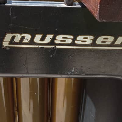 Musser M250 4 1/3 Octave Marimba W/ Rosewood Keys image 4