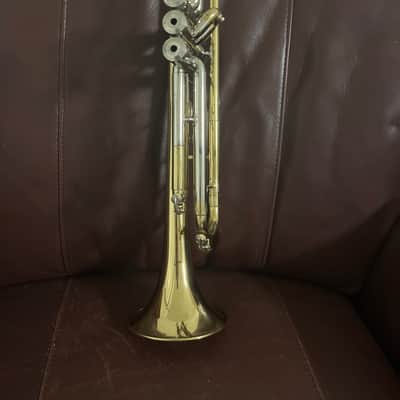 Conn Victor 22B (Late Model) Bb Trumpet (1967) SN K32905 (nickel trim)(professional) image 5