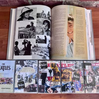 The The Beatles Anthology Collection Book and DVD image 4