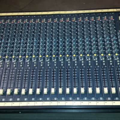 Soundcraft Series 200SR 24 channels image 1