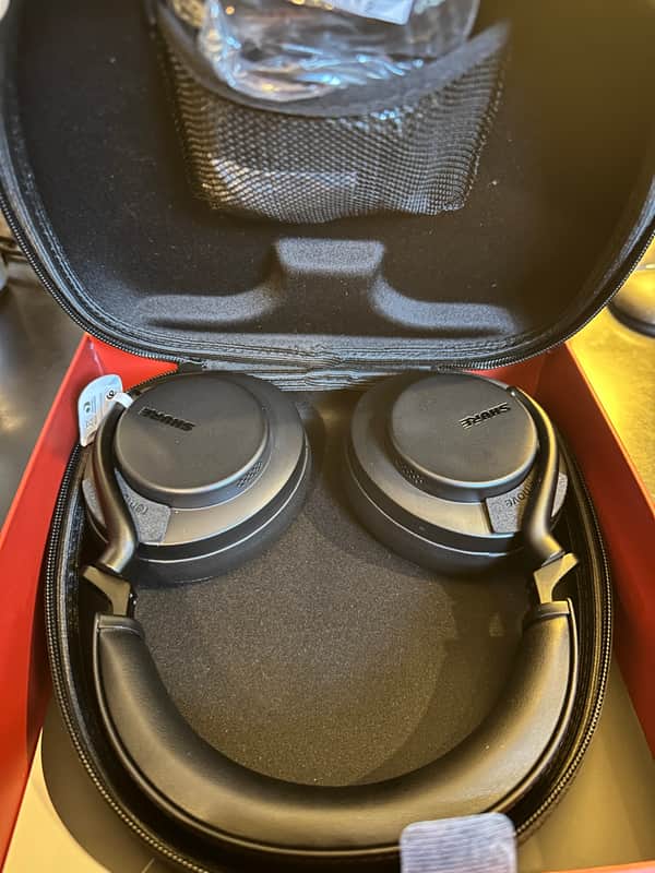 Shure AONIC 50 Wireless Noise Cancelling Headphones 2022 - Present - Black image 1