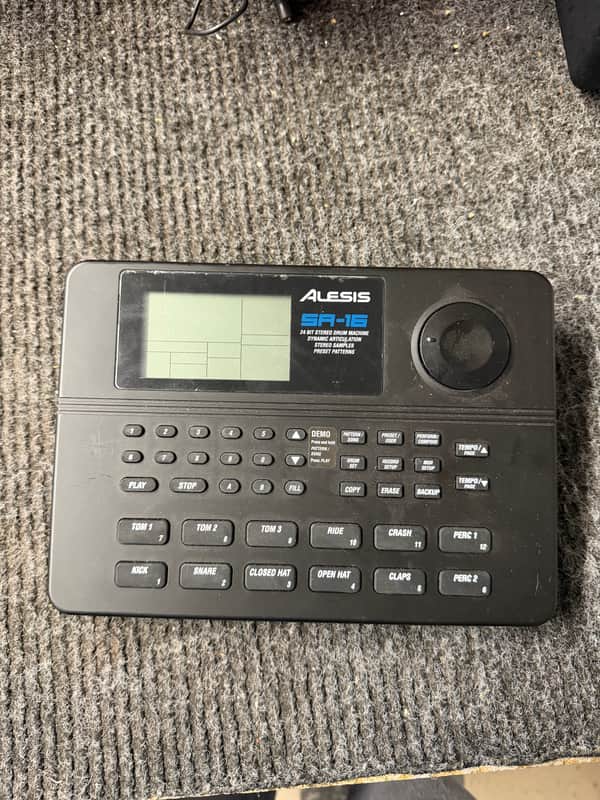Immagine Alesis SR-16 Drum Machine 2010s - Black - 1