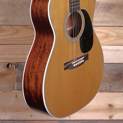 Martin 000E Retro Plus Granadillo Acoustic/Electric Guitar w/ Case image 2
