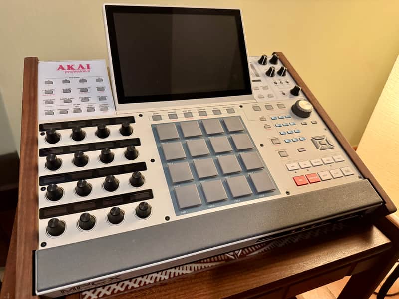Akai MPC X Special Edition Standalone Sampler / Sequencer 2023 - Present Grey image 1