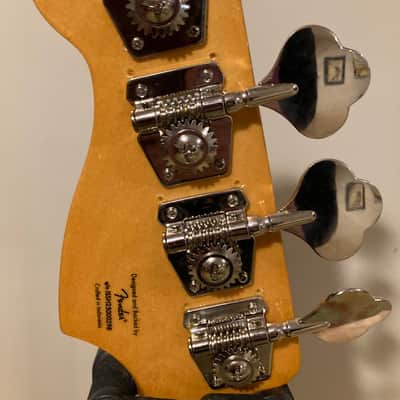 Squier Classic Vibe '70s Precision Bass with gig bag image 3