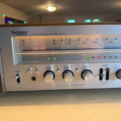 Technics SA-700 AM/FM Stereo Radio Receiver FULL Pro Servicing Recapped Beauty! image 7