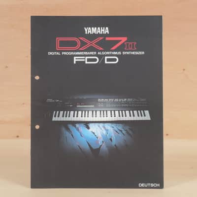 Yamaha DX7IIFD 16-Voice Synthesizer original brochure in German