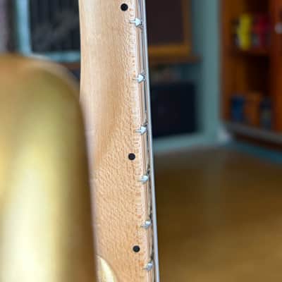 2018 Fender Limited Edition American Special Stratocaster – Aztec Gold Matching Headstock • HSC • COA image 9