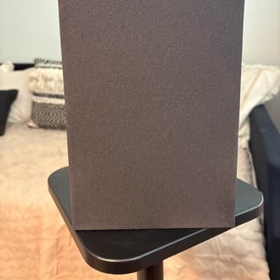 KEF Q1 Meta 2026 - Walnut image 5