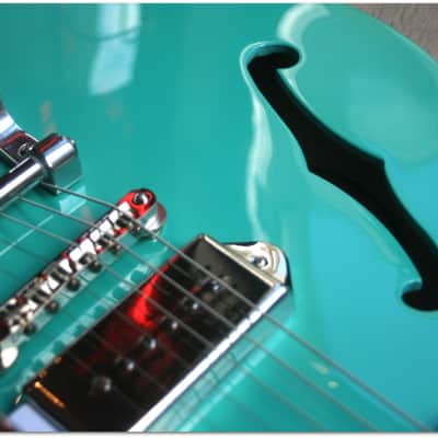 Epiphone  "Casino Bigsby Limited Turquoise" NO GIGBAG/NO HARDCASE image 10