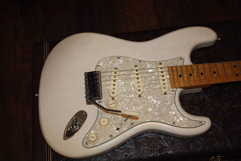 MJT Custom Shop Relic 65' Strat Loaded Body, Warmoth pickguard! image 1