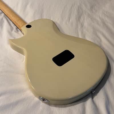 2007 Taylor SB1 Classic - Made in USA - Translucent White - Free Pro Setup image 11