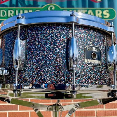 Gretsch 1 of 1 Renown Maple 6.5x14 Snare Drum Peacock Black Galaxy Sparkle image 8