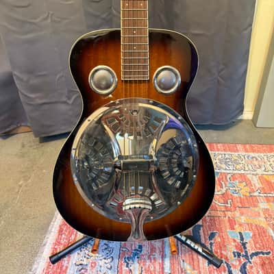 Regal RD-30T Round Neck Resonator Sunburst image 2