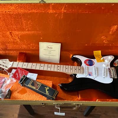 Fender Eric Clapton Artist Series Stratocaster Vintage Noiseless Pickups  Black #US22140671 8lbs 1.5 oz image 2