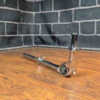 Pearl Uni‑Lock TH‑98I Tom Holder – 13" Long Post – 3 1/4" Tom Holder Arm – 7/8" L‑Arm – Infinite‑Angle Uni‑Lock Tilter image 3