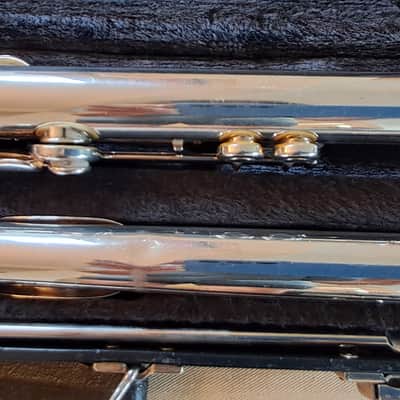 Armstrong 104 Student Model Flute with C Foot, Offset G - Silver-Plated image 5
