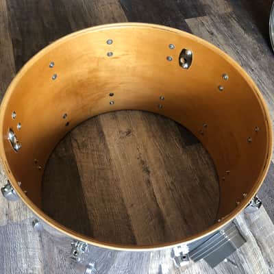 1988 Ludwig COW 22" Classic Maple Bass Drum 6-Ply - Chrome Over Wood image 17
