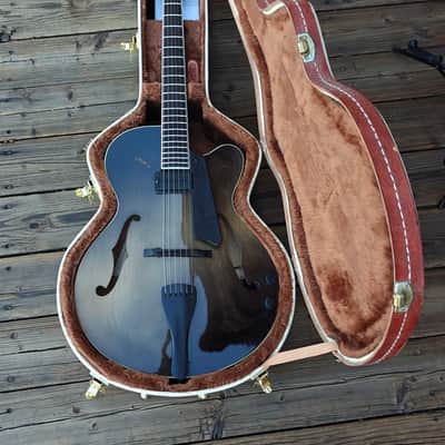1996 Benedetto Custom Archtop Guitar – Built for Ron Escheté – 'The Grey Ghost' – Verified Provenance + Appraisal image 2