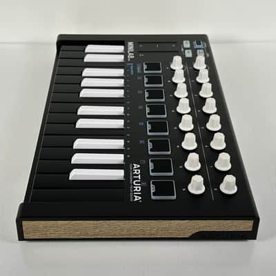 Arturia Minilab MkII 25-Key MIDI Keyboard & Controller image 7