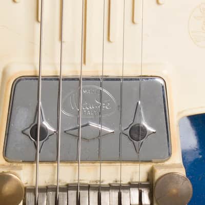 Wandre  Avalon Rock Oval Solid Body Electric Guitar,  c. 1963, original chipboard soft shell case. image 17