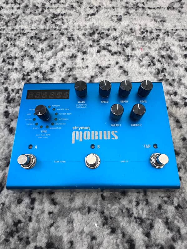 Strymon Mobius