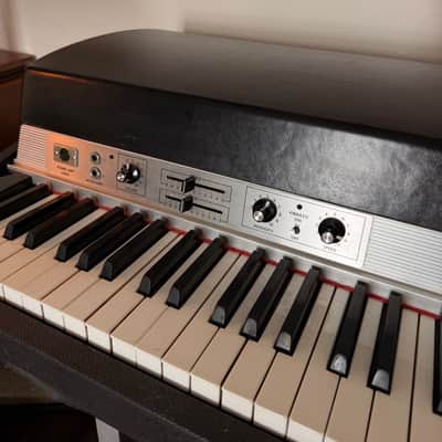 Fender Rhodes Mark I Stage Piano 88-Key Electric Piano 1972 - 1974 - Black Rounded Top image 6