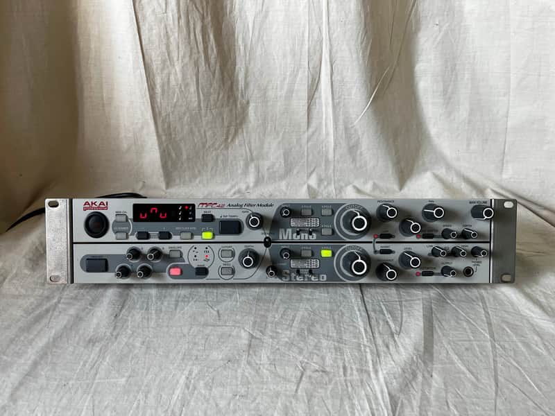 AKAI MFC42 Analog Filter Module | Reverb Italia