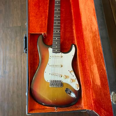 Fender Stratocaster 1971 - 3 Tone Sunburst 4 Bolt image 2