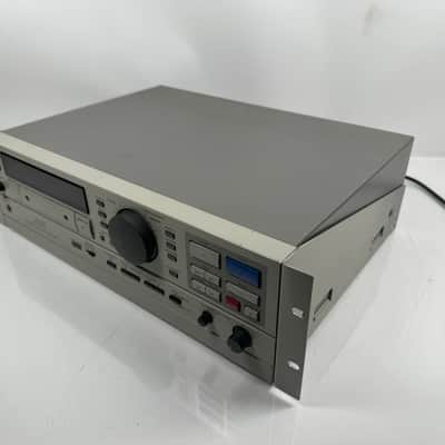 Panasonic SV-3700 Professional Digital Audio Tape Deck image 5