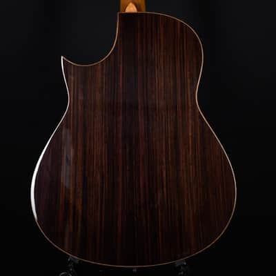 Morris S-107III Auditorium Cedar w/ Rosewood Japanese Handcrafted Fingerstyle Acoustic (2301016) image 2