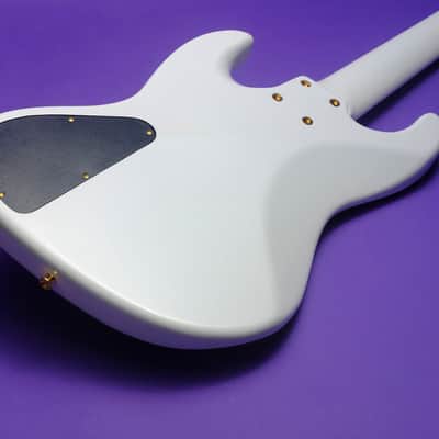 Moon JJ-5 Larry Graham model image 4