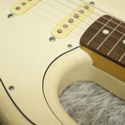 1990’s Fender Japan FUJIGEN Made Stratocaster ST-40 Vintage White finish Made in Japan image 6