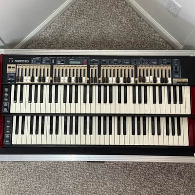 Nord C2D Dual 61-Key Manual Combo Organ 2012 - 2019 - Black with Wood Sides