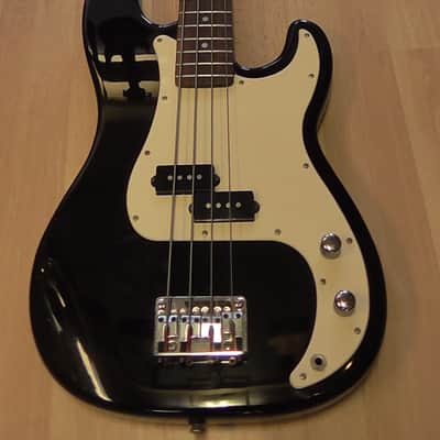 Legend Precision Bass image 4
