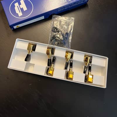 Hipshot 7 In-Line Grip-Lock Open Locking Tuners (Reverse Headstock/Treble Side) - Black / Gold Hybrid image 1