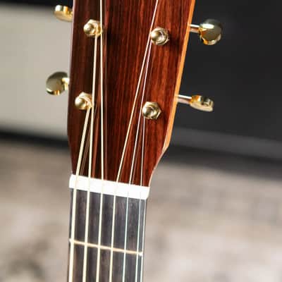Martin 000-18 Modern Deluxe Acoustic Guitar with Hardshell Case image 6