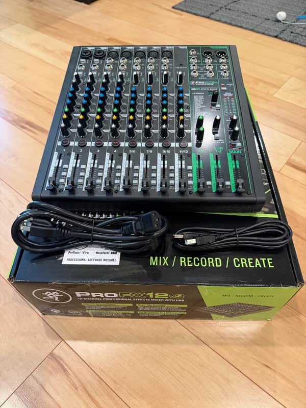 Mackie ProFX12v3 12-Channel Effects Mixer 2020 - Present - Dark Gray image 1