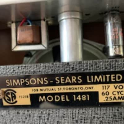 Vintage Silvertone 1481 5 Watt Tube Amp 1960s USA image 7