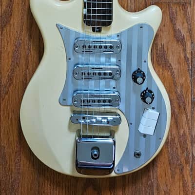 Teisco ET-310 - 1960s - White image 1