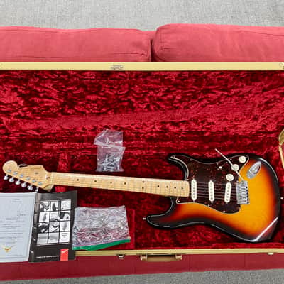 Fender Custom Shop American Classic Stratocaster 1996 - 3-Color Sunburst Birdseye Maple Neck image 1