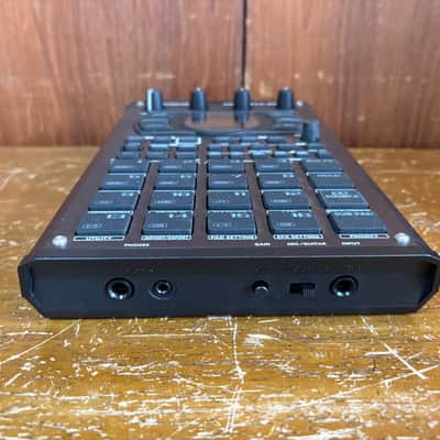 Roland SP-404 MkII Creative Sampler and Effector w/ power supply image 9