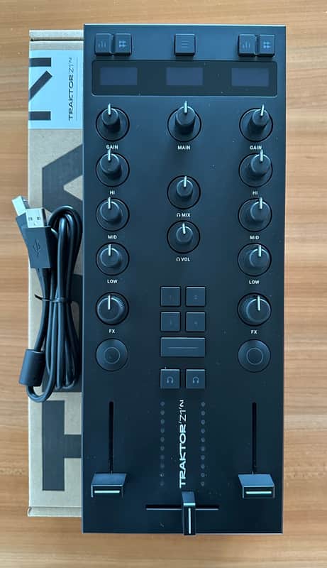 Native Instruments Traktor Z1 mk2 image 1